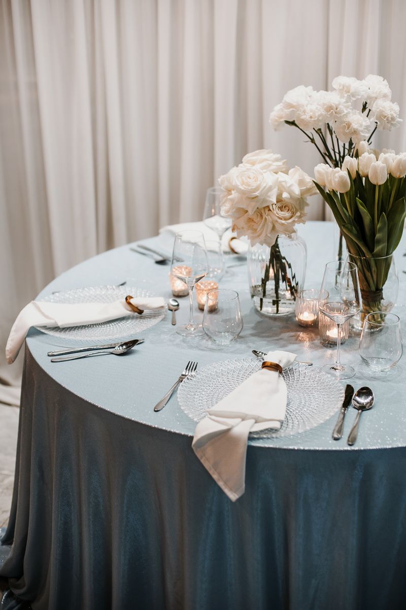 Wynajem obrusów moolight blękitne wesele event