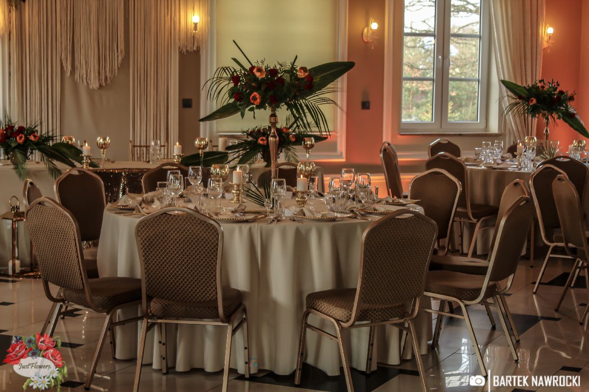 Obrus beżowy na sprzedaż wesele Warszawa wesele Kraków wesele Poznań kupię obrusy beżowe szukam beżowych obrusów na wesele obrusy weselne obrusy beżowe beżowy obrus sklep z obrusami Fot: Bartek Nawrocki
