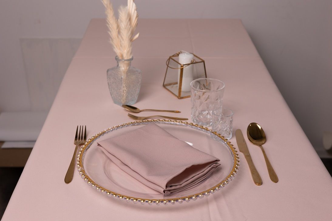 Obrus stary róż na wynajem Obrus stary róż na wynajem