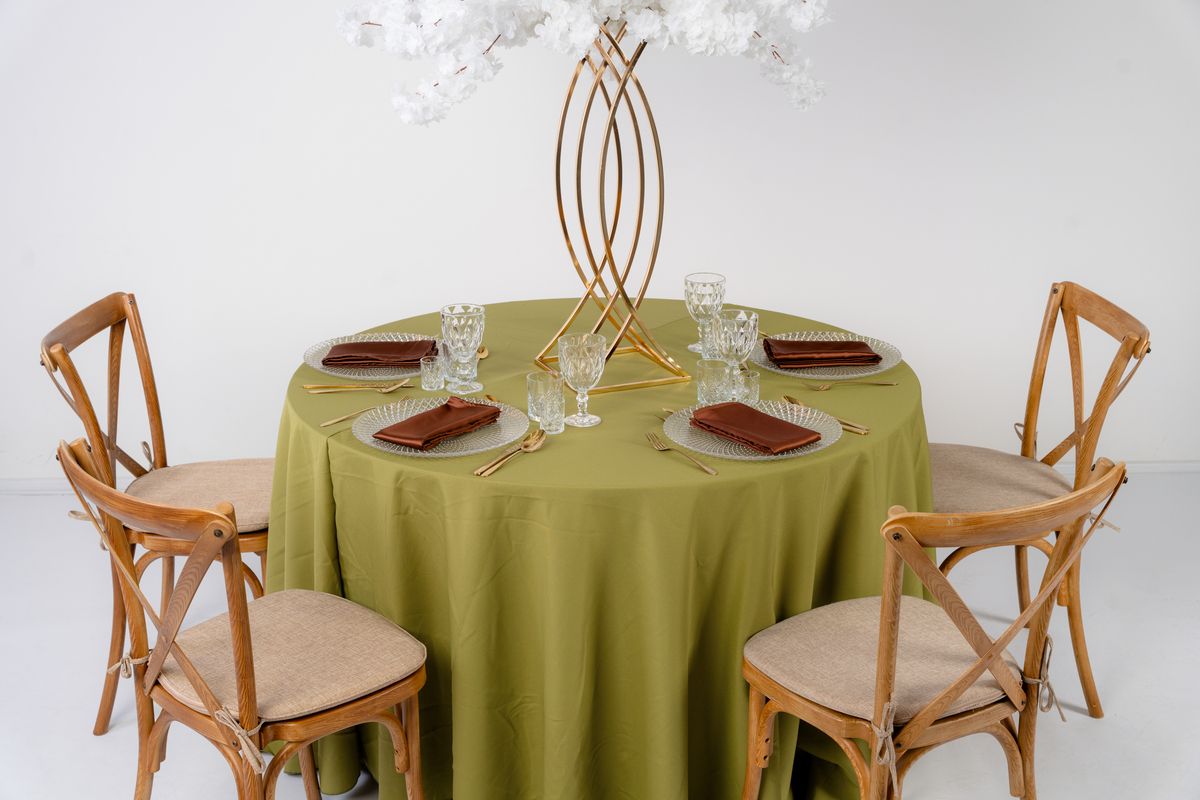 Okrągły obrus poliestrowy zieleń kiwi o matowym wykończeniu – wytrzymała tkanina plamoodporna, styl Tropical Modernism z egzotyczną roślinnością